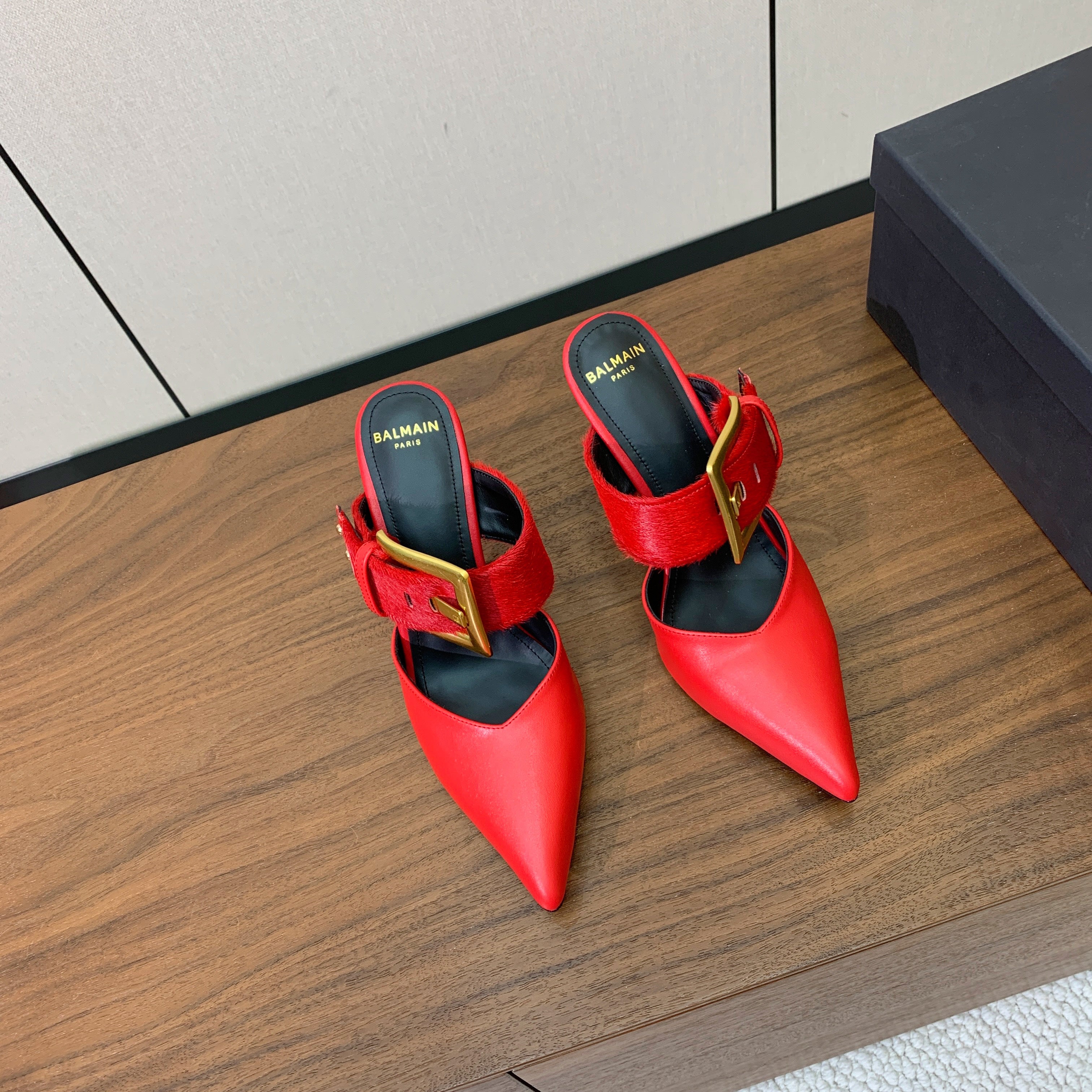 BALMAIN 26S HIGH-HEELED MULES 95 MM IN RED CALFSKIN AND PONY HAIR