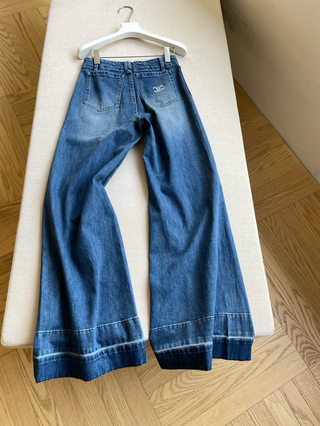 CELINE 26S WIDE-LEG JEANS 445