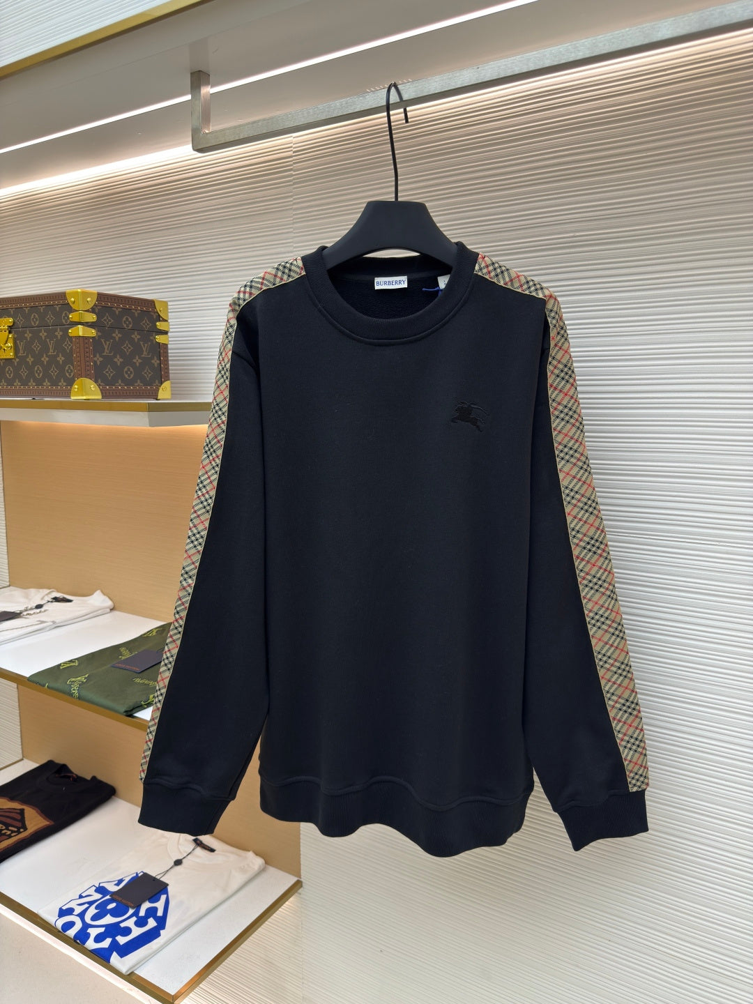 BURBERRY 26S SWEATSHIRT 437