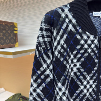 BURBERRY 26S JACKET 427