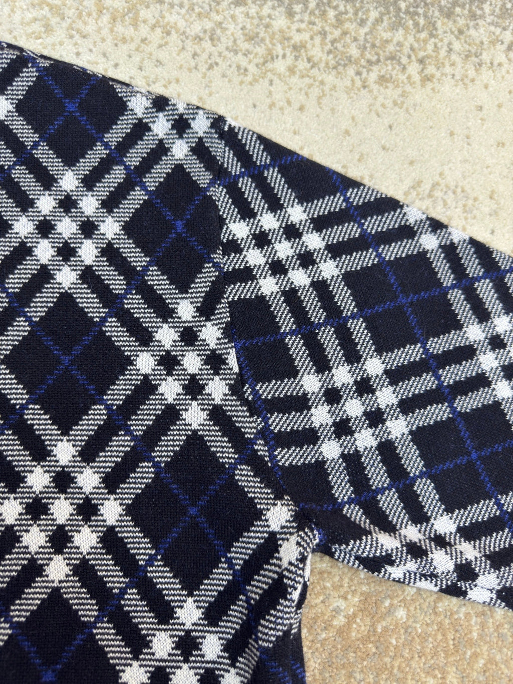 BURBERRY 26S JACKET 427