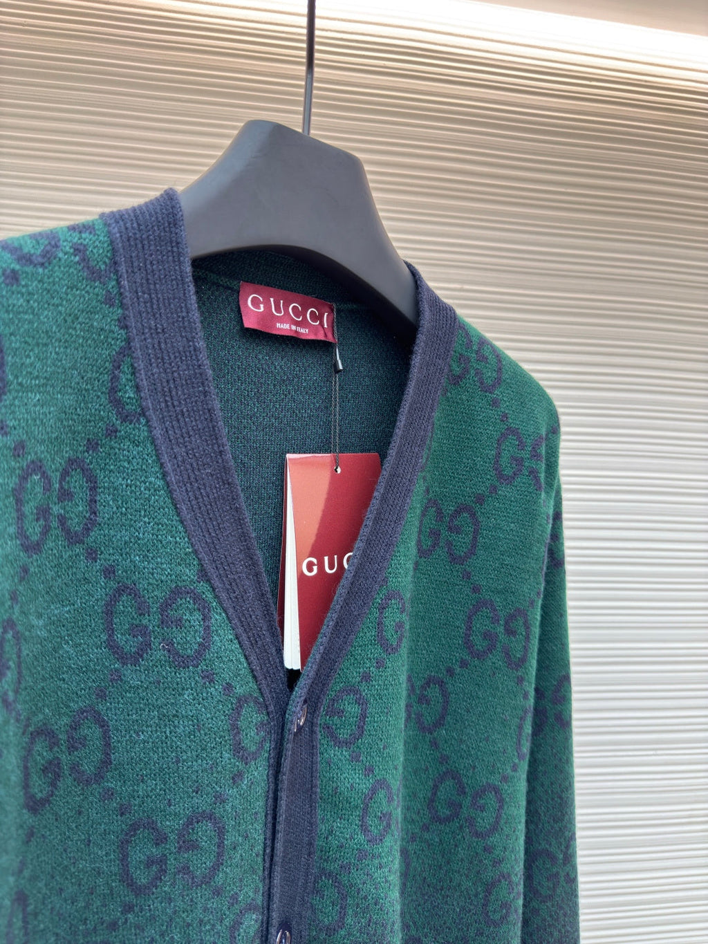 GUCCI 26S CARDIGAN 204