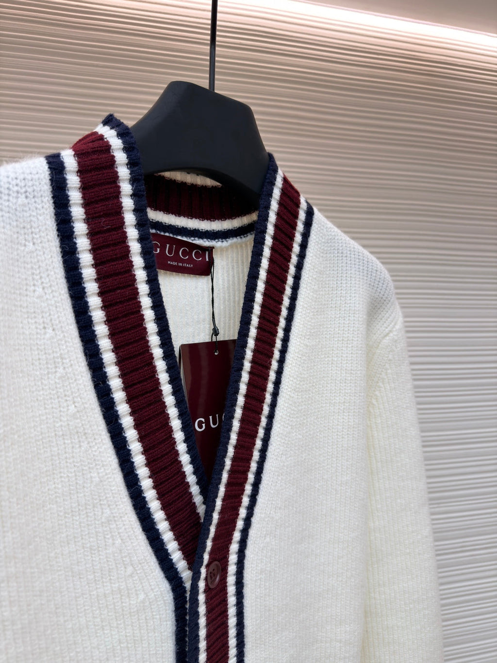 GUCCI 26S CARDIGAN 203