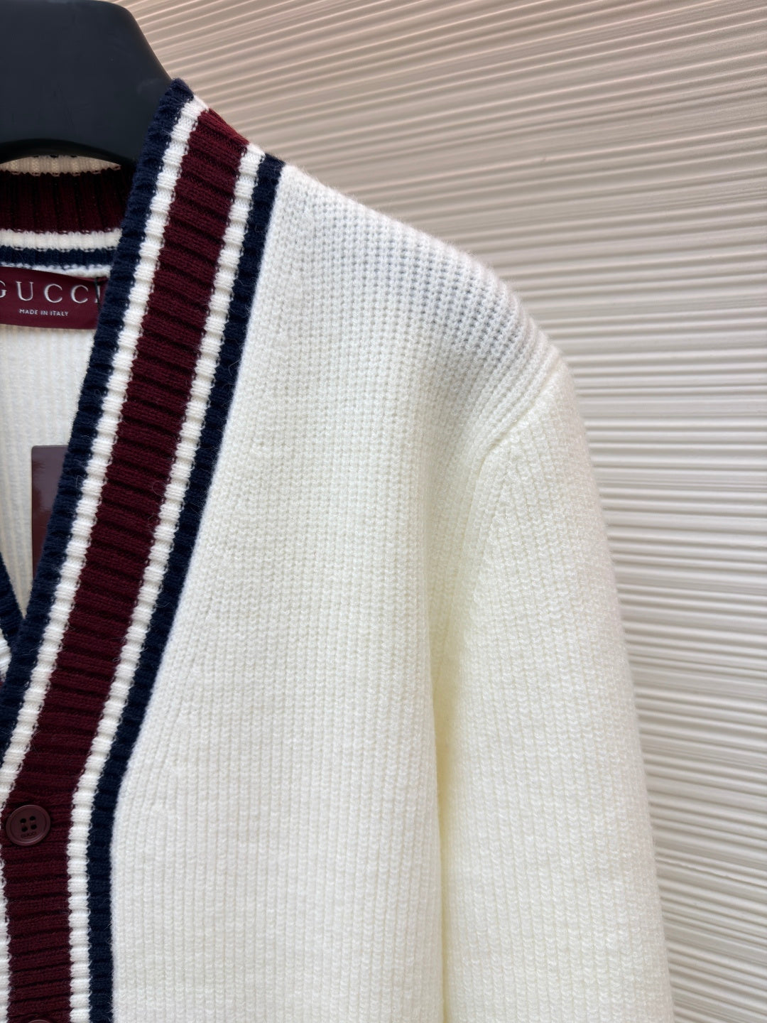 GUCCI 26S CARDIGAN 203