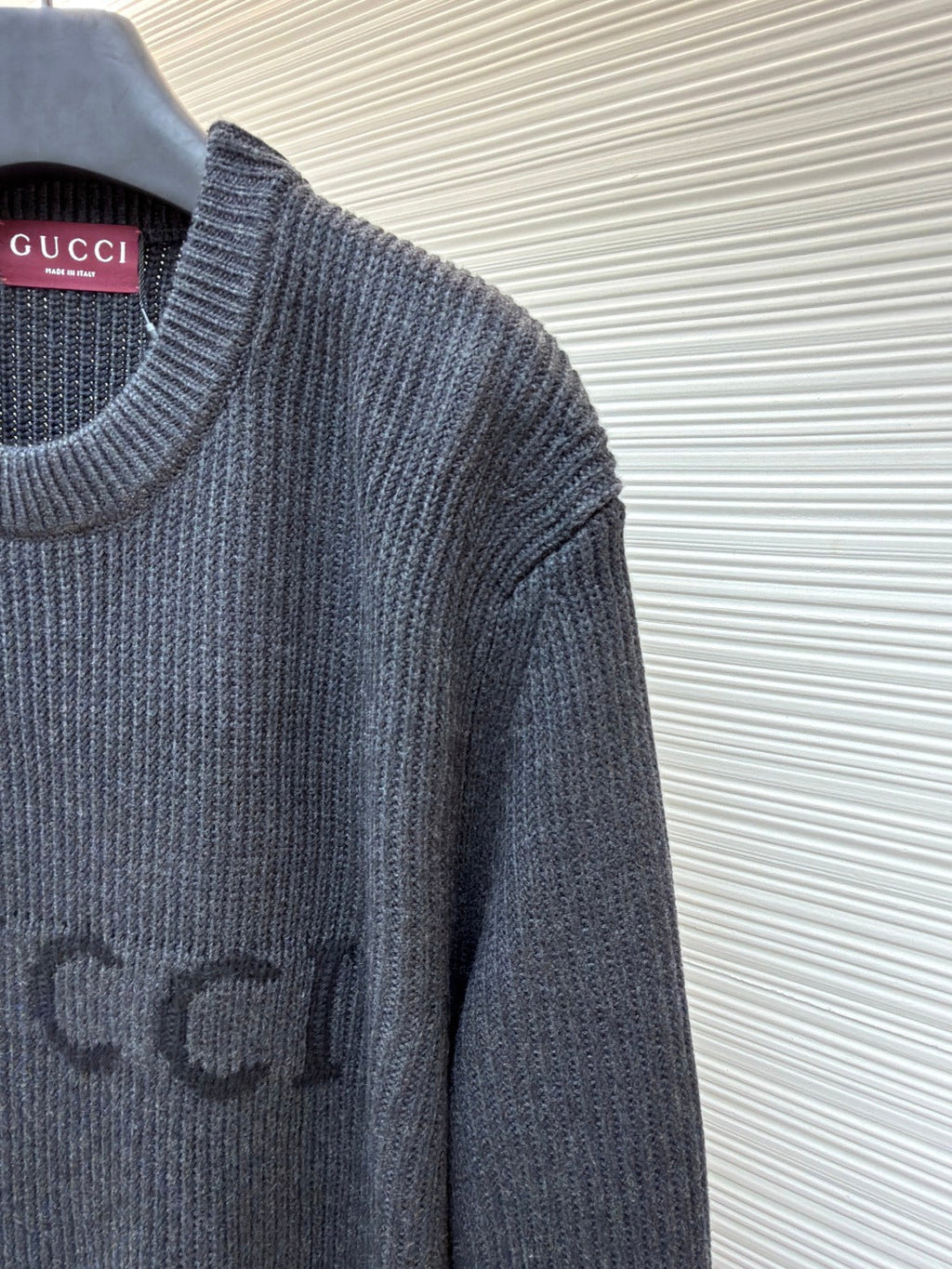 GUCCI 26S SWEATER 218