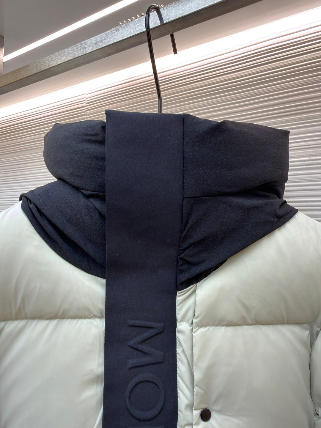 MONCLER 25S DOWN JACKET 216