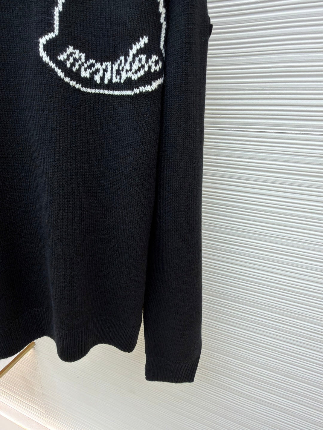 MONCLER 25S LONG-SLEEVE CREW NECK SWEATER 235