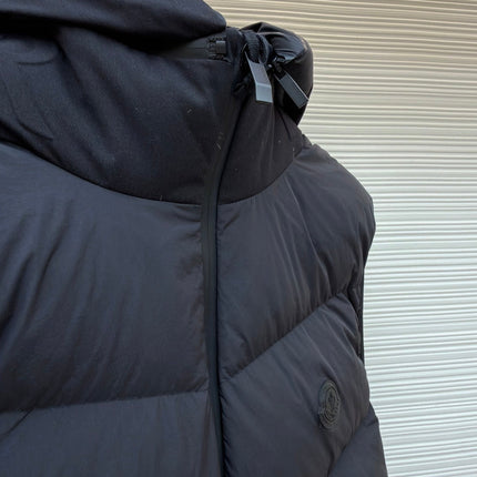 MONCLER DOWN VEST STYLE 318