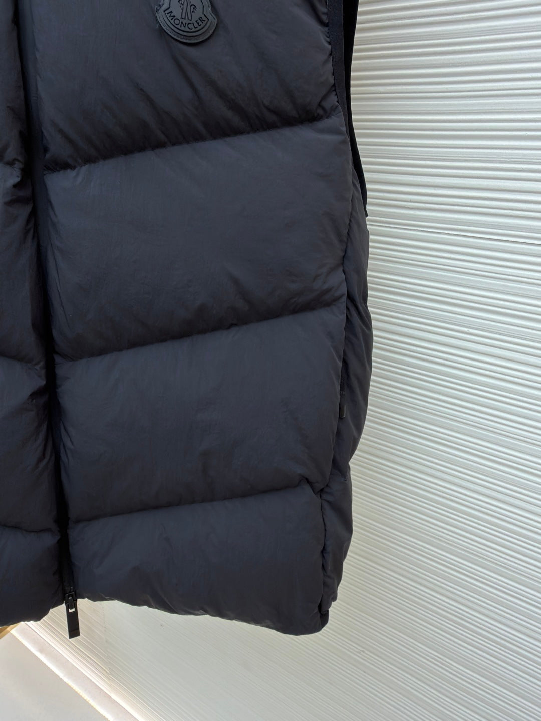 MONCLER DOWN VEST STYLE 318
