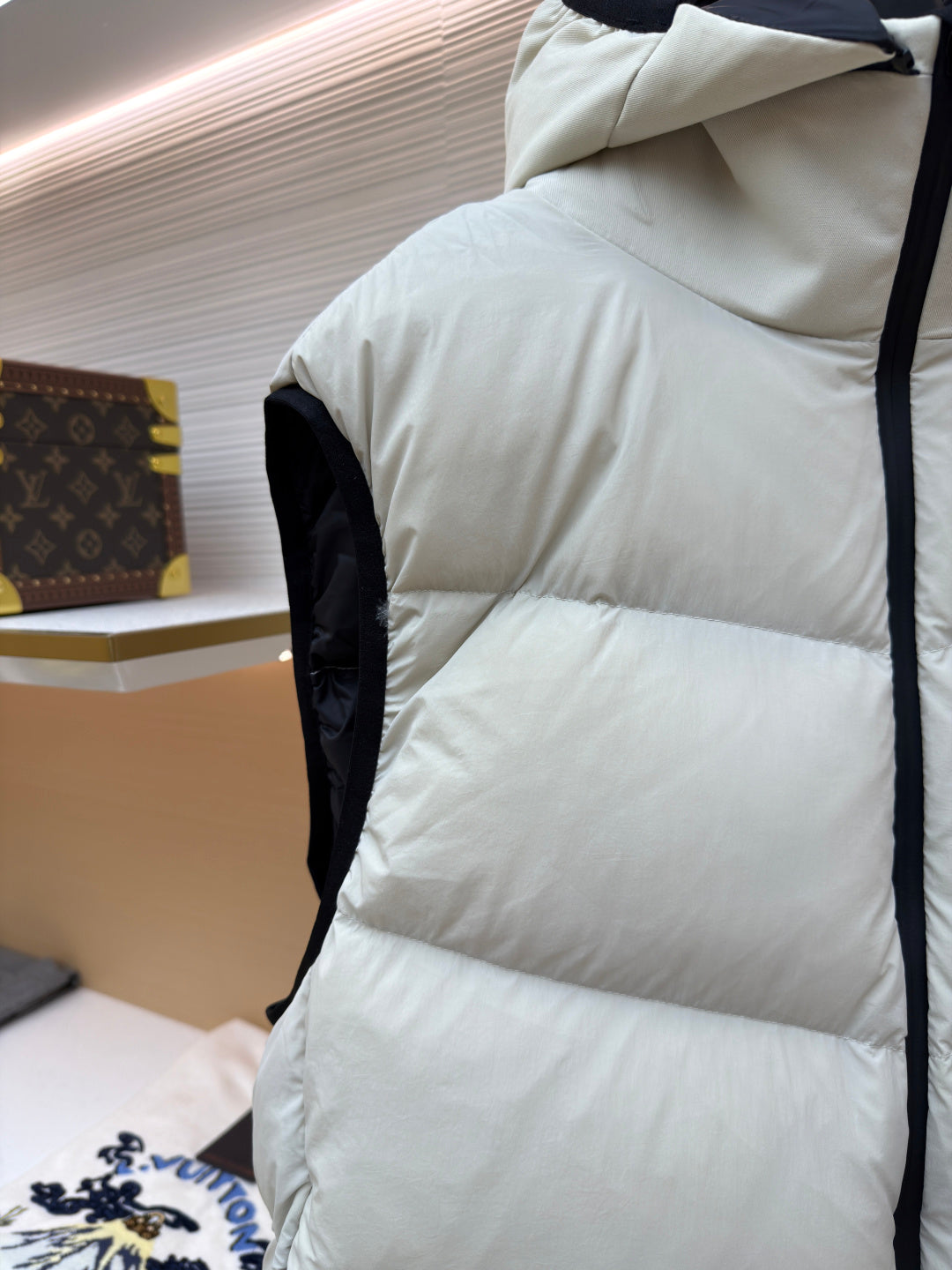 MONCLER DOWN VEST STYLE 317