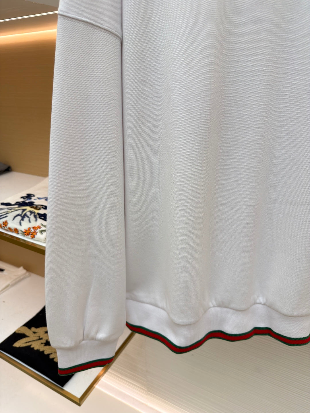 GUCCI 26S SWEATSHIRT 233