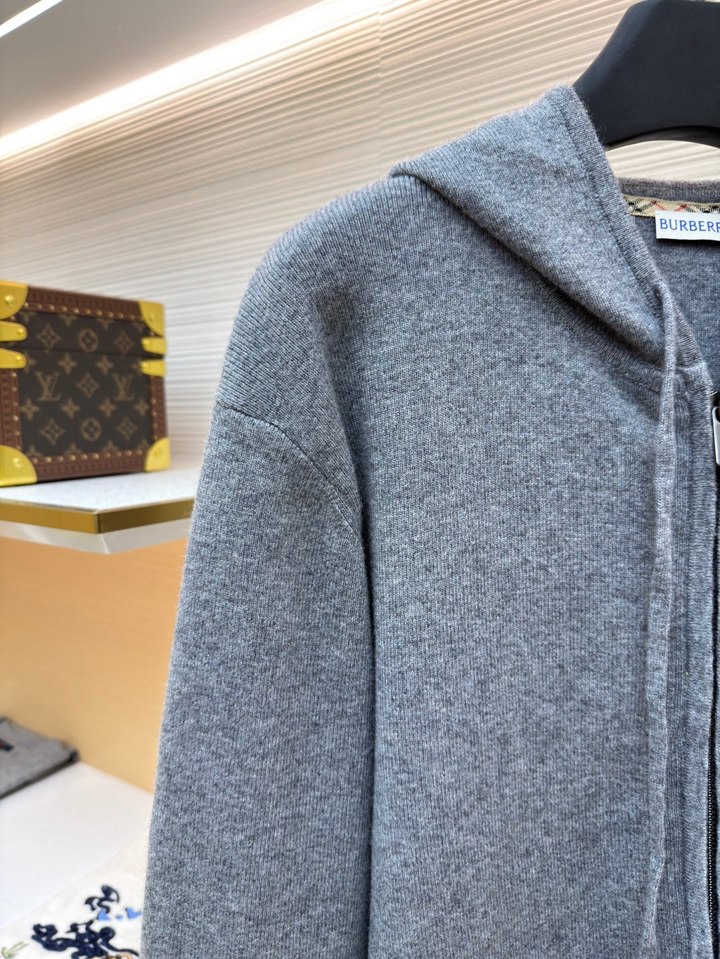 BURBERRY 26S JACKET 438
