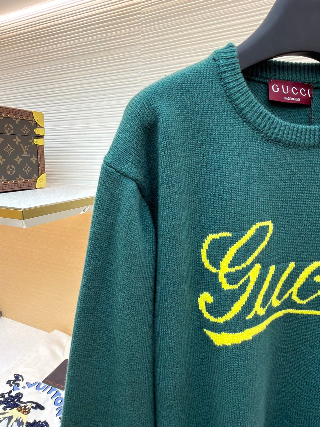 GUCCI 26S SWEATER 216