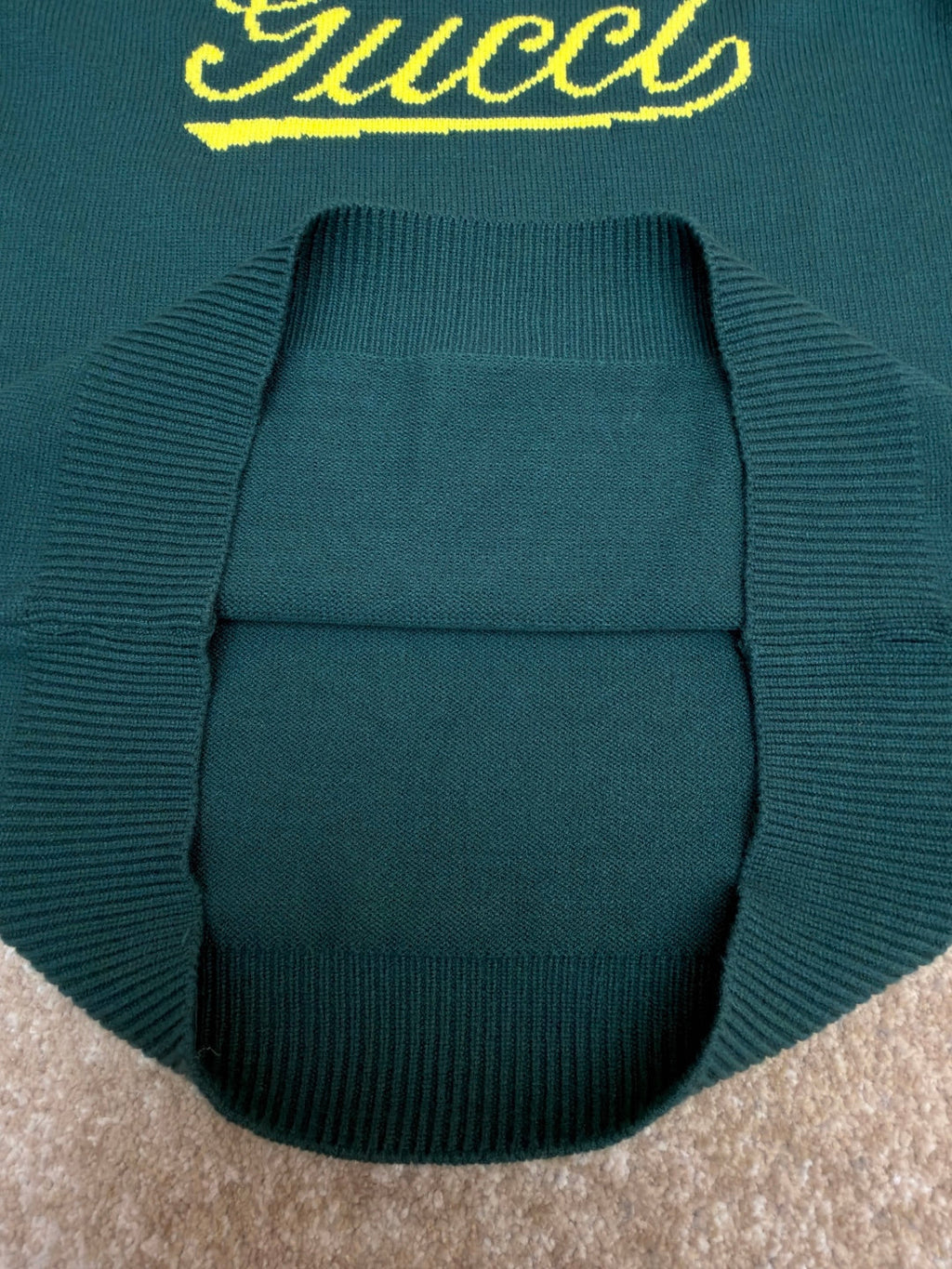 GUCCI 26S SWEATER 216