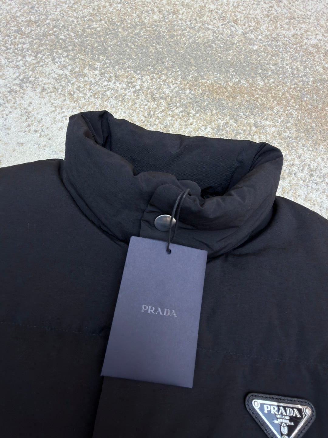 PRADA 25S PUFFER JACKET 460