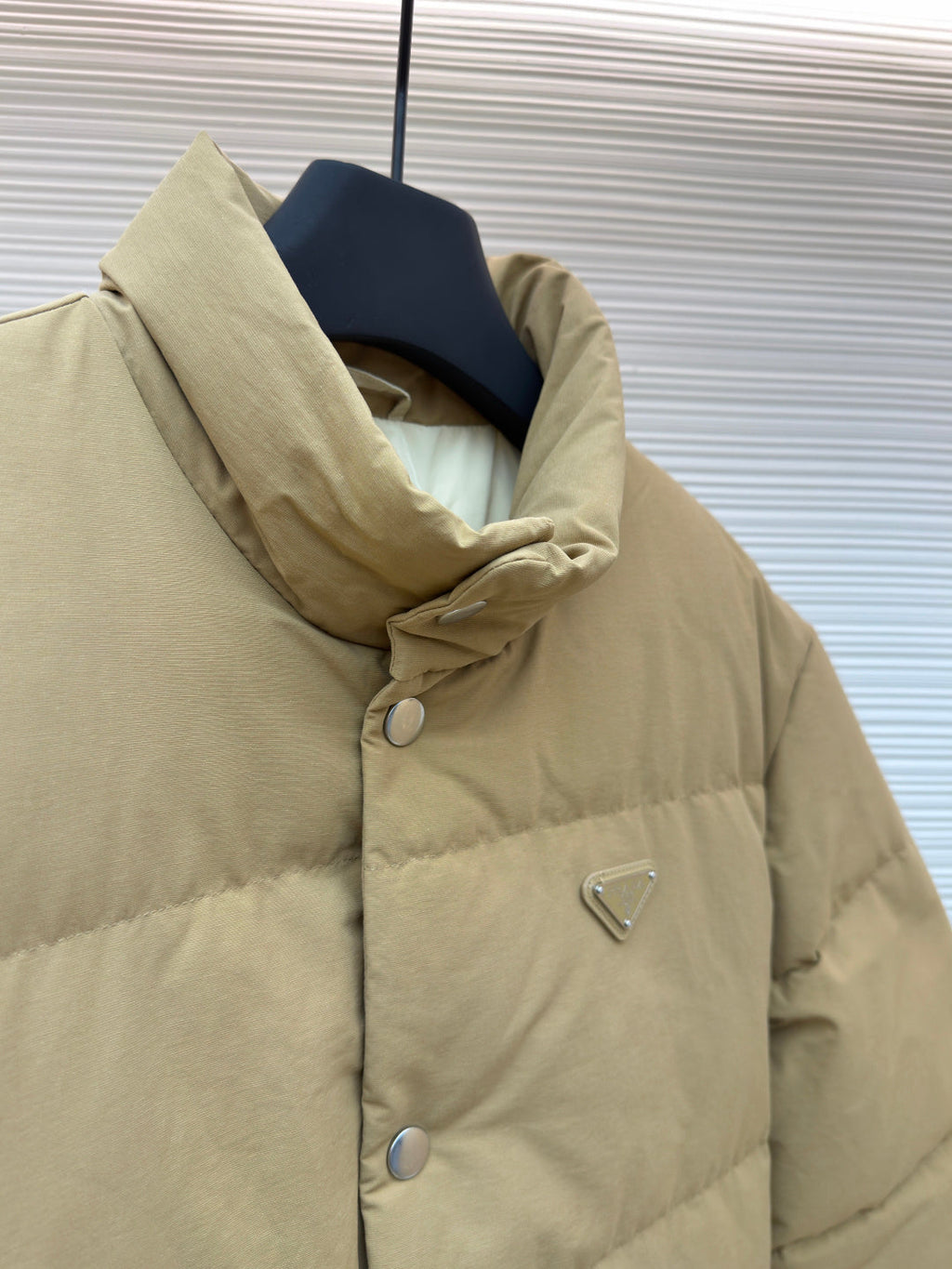 PRADA 25S PUFFER JACKET 461