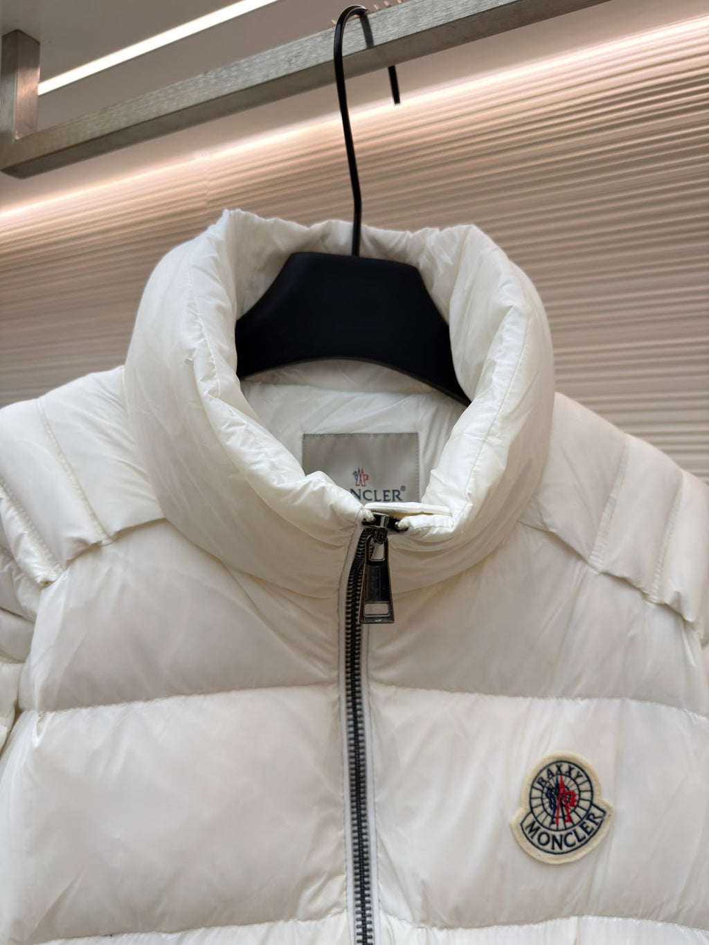 MONCLER 25S DOWN JACKET 298