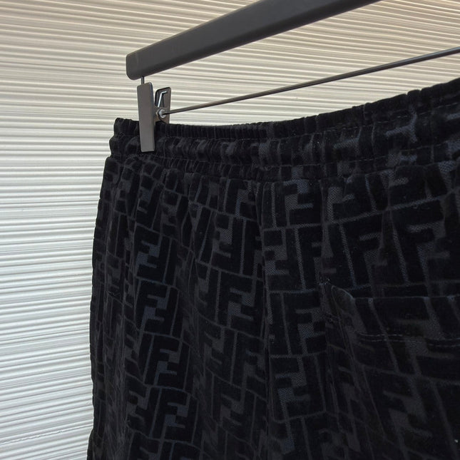 FENDI 26S SHORTS 221