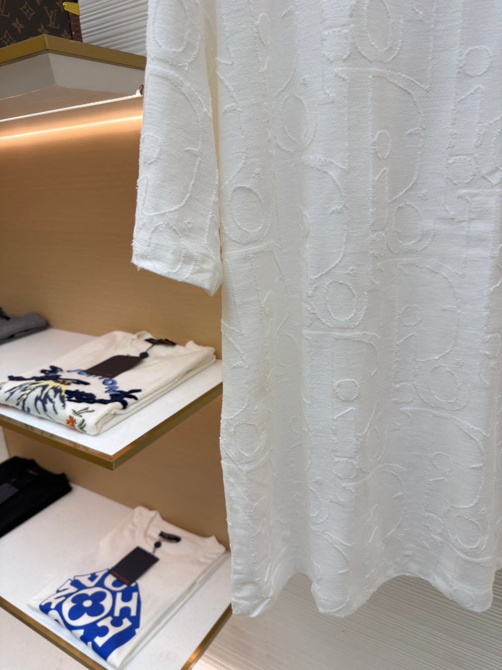 DIOR 26S SHORT-SLEEVE T-SHIRT 1018