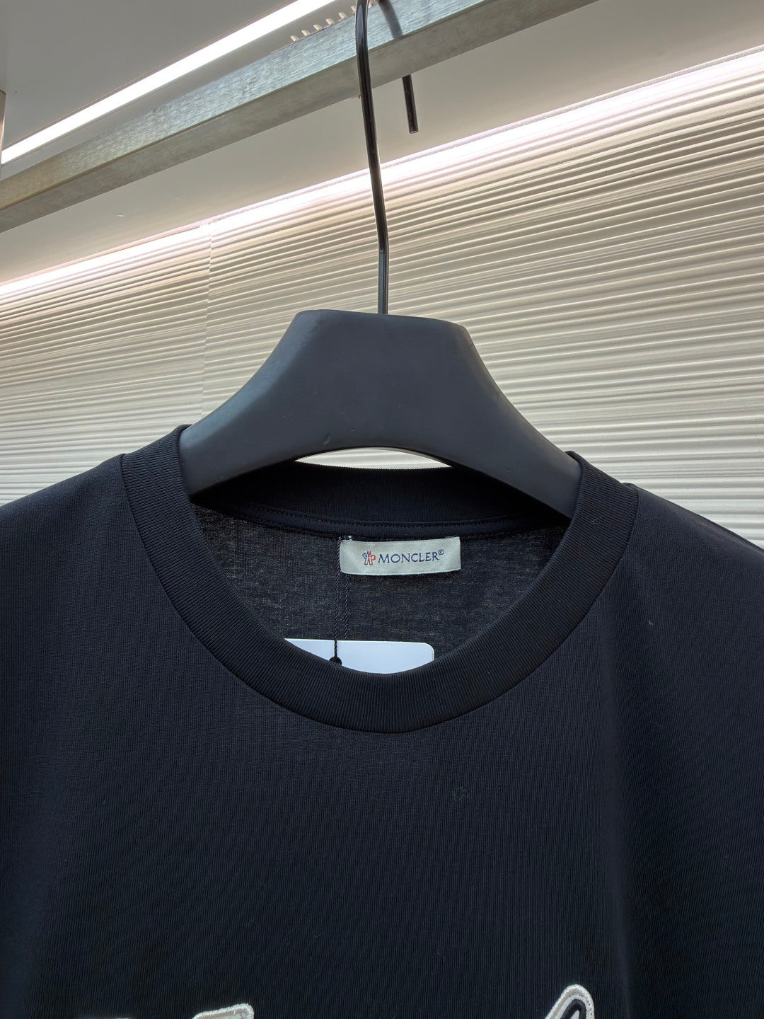 MONCLER 26S SHORT-SLEEVE T-SHIRT 713