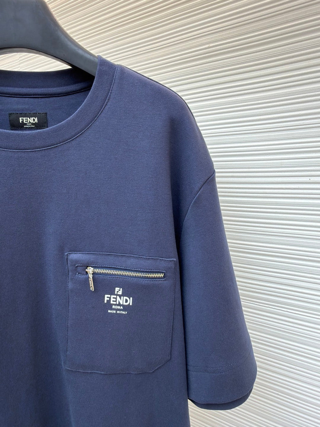 FENDI 26S SHORT SLEEVE T-SHIRT 210