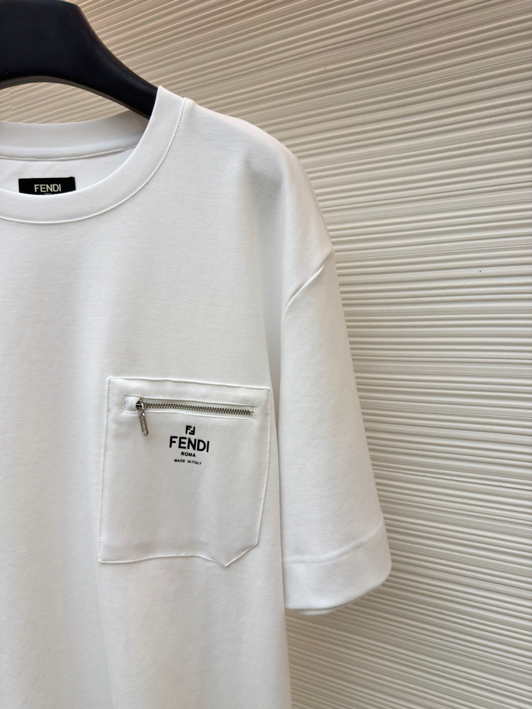 FENDI 26S SHORT SLEEVE T-SHIRT 208