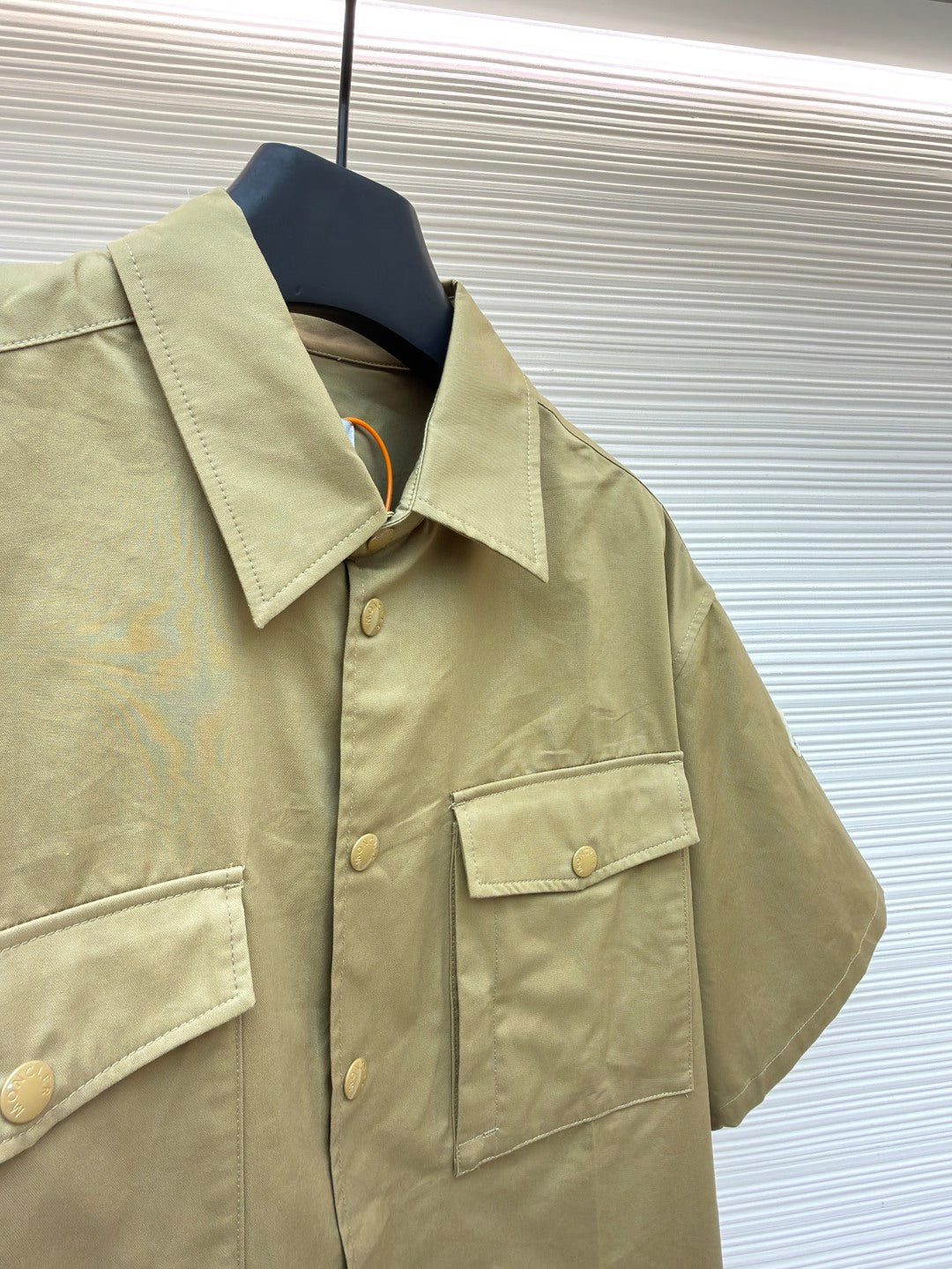 MONCLER 26S SHORT SLEEVE SHIRT 644