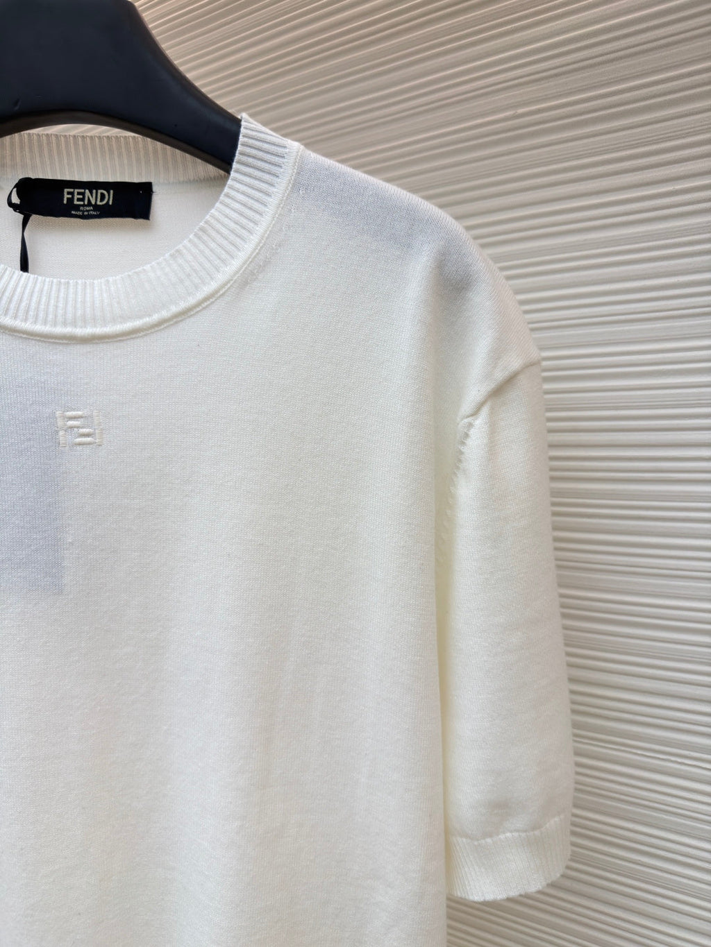FENDI 26S SHORT SLEEVE KNIT 105