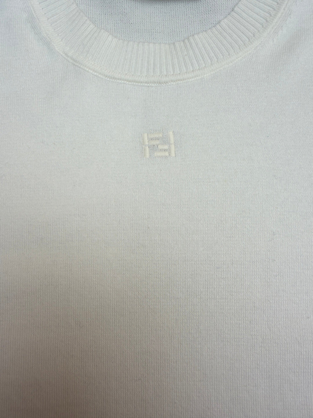 FENDI 26S SHORT SLEEVE KNIT 105