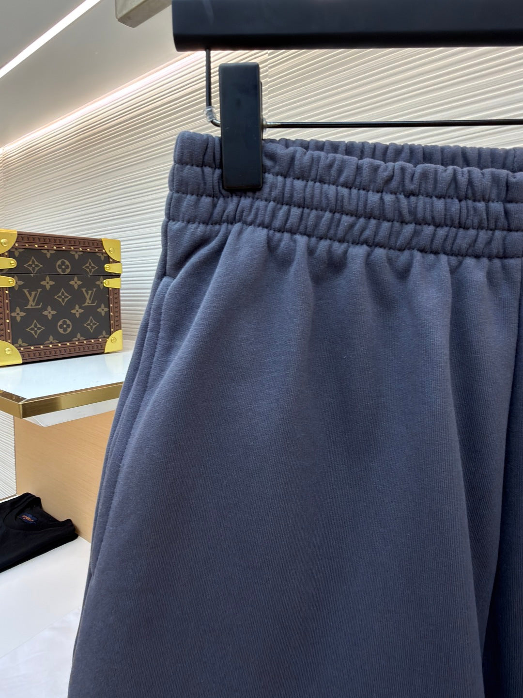 BALENCIAGA 26S SHORTS 146