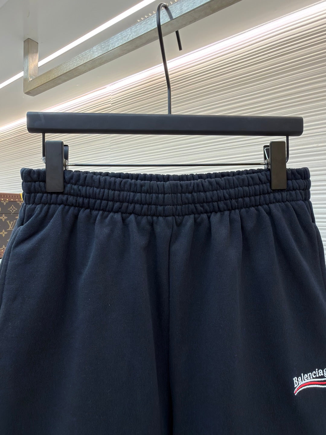 BALENCIAGA 26S SHORTS 144