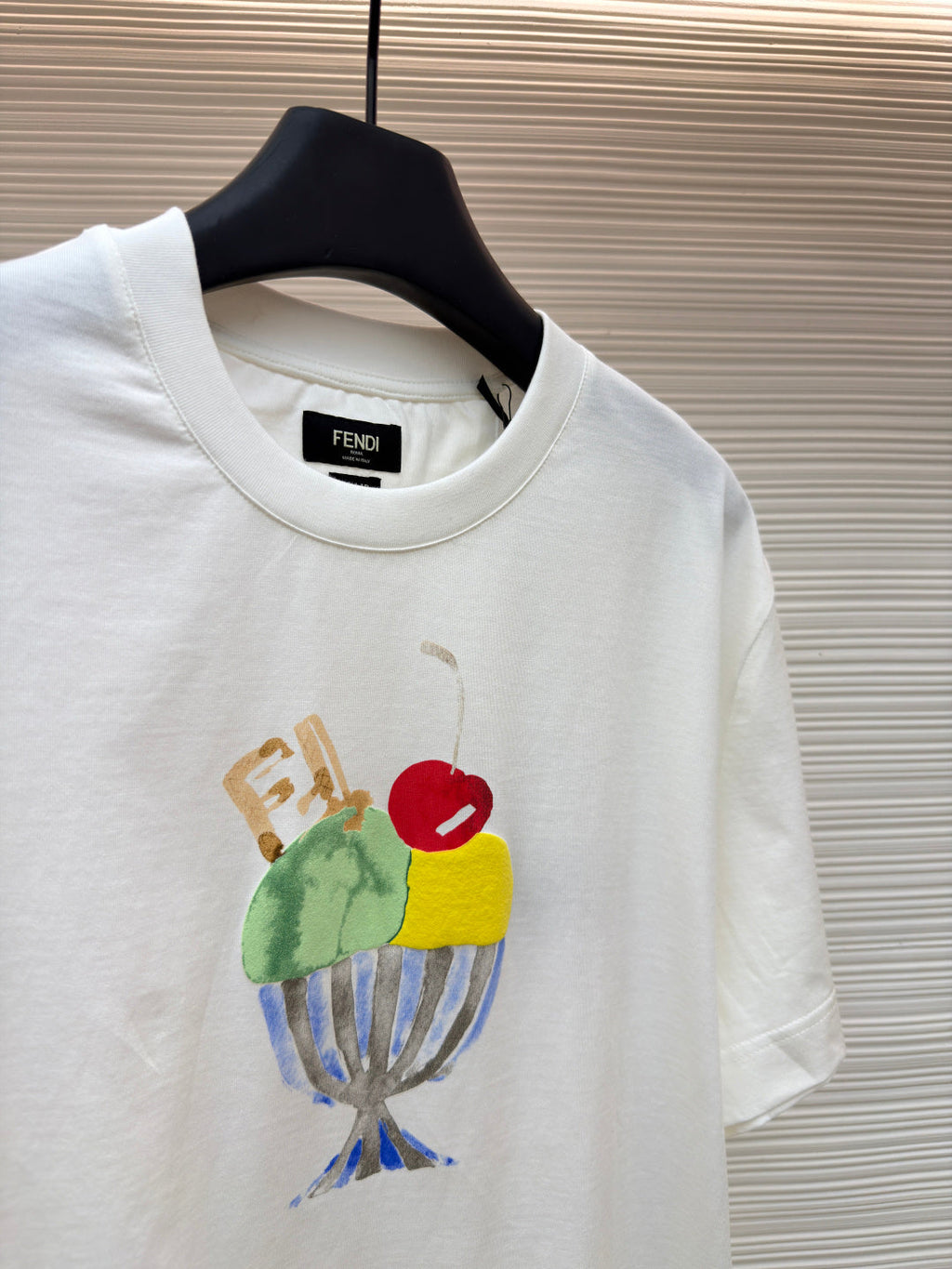 FENDI 26S SHORT SLEEVE T-SHIRT 076