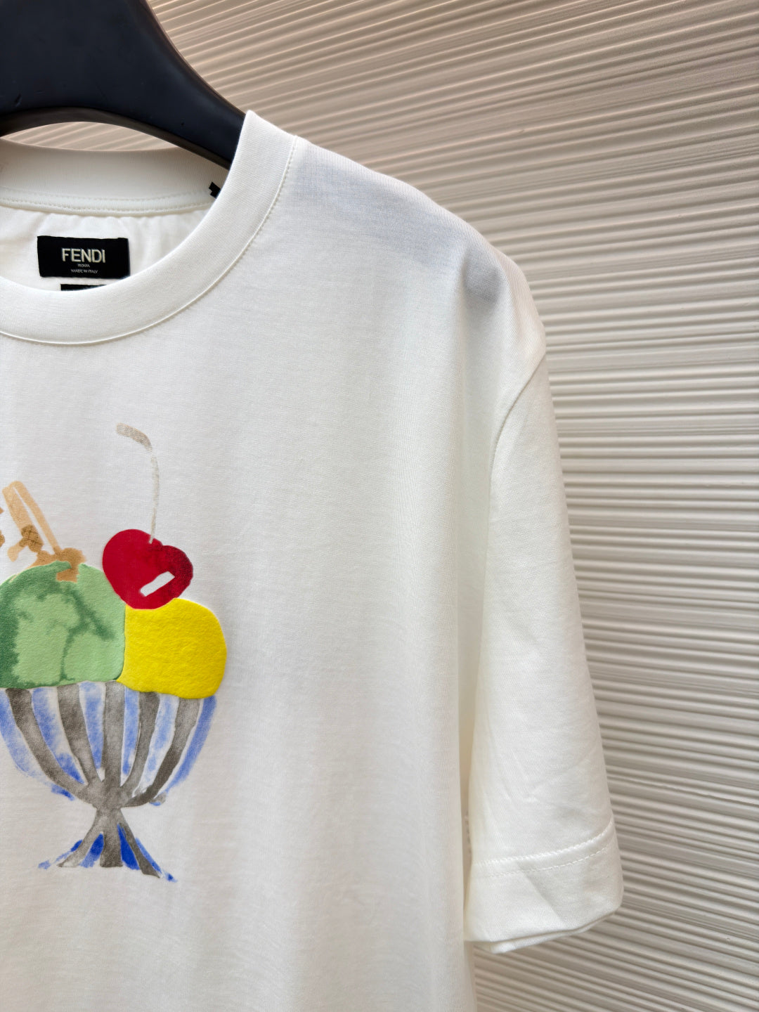 FENDI 26S SHORT SLEEVE T-SHIRT 076
