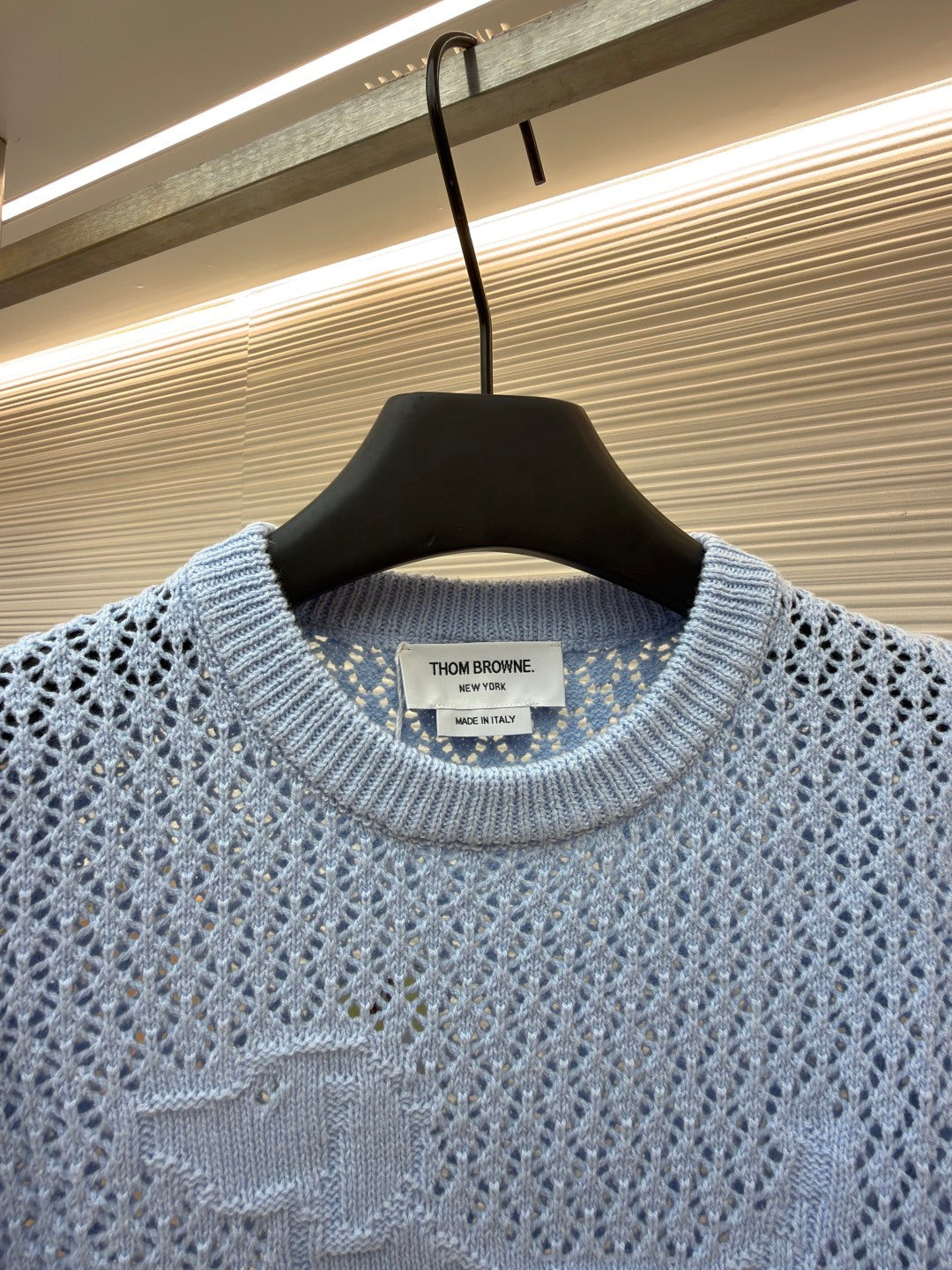 THOM 26S SHORT-SLEEVED KNIT TOP STYLE 155