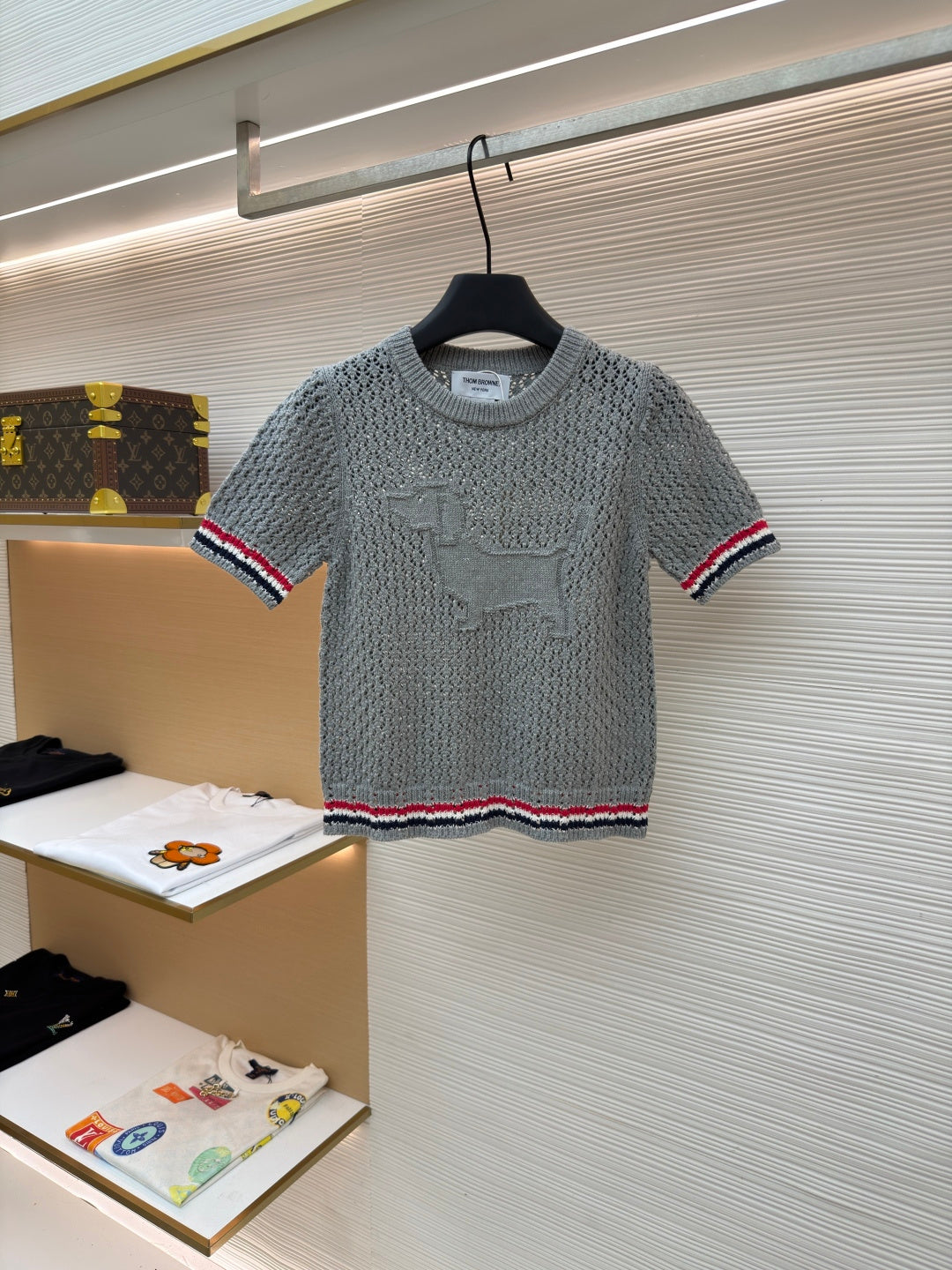 THOM 26S SHORT-SLEEVED KNIT TOP STYLE 158