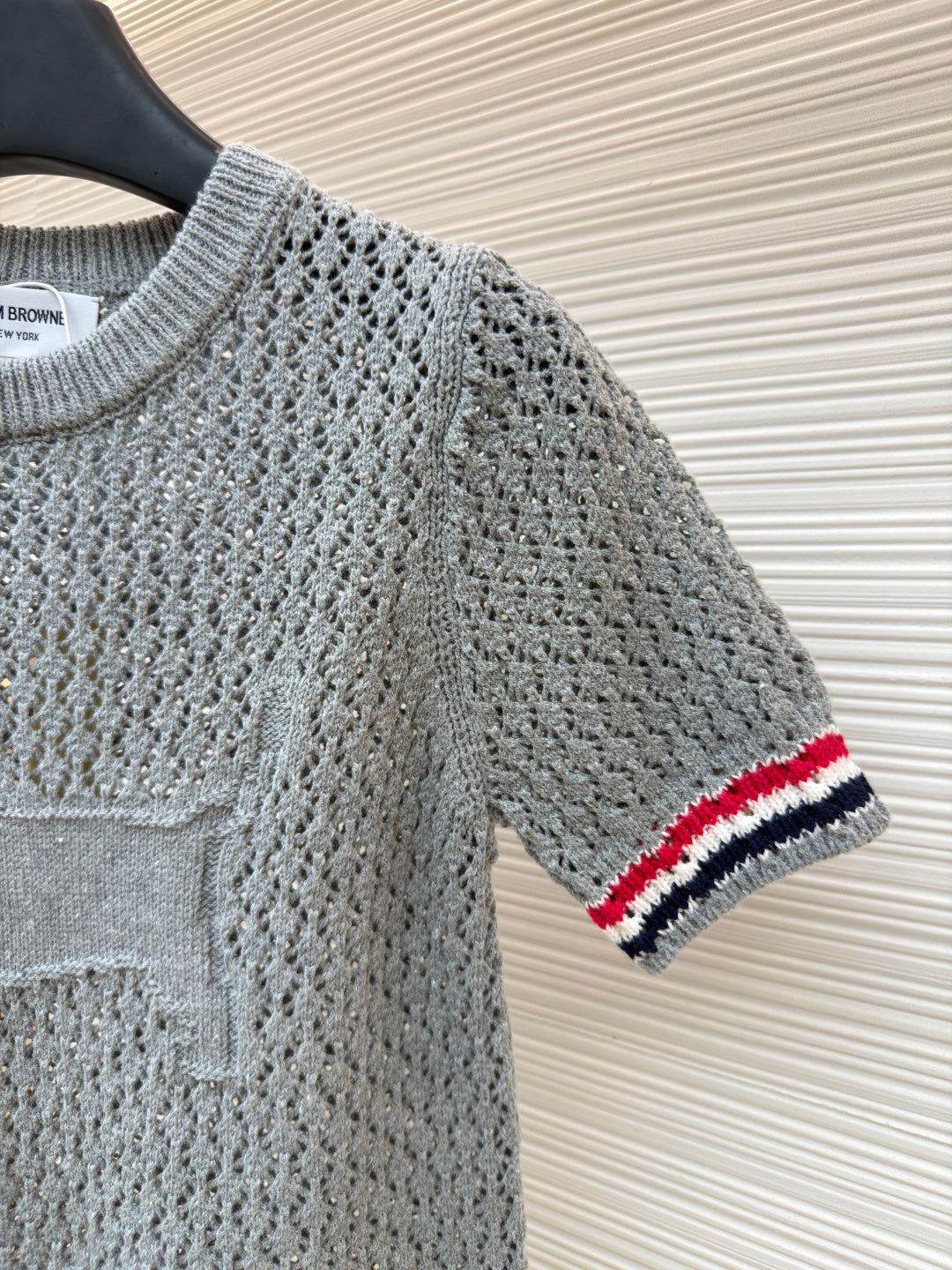 THOM 26S SHORT-SLEEVED KNIT TOP STYLE 158