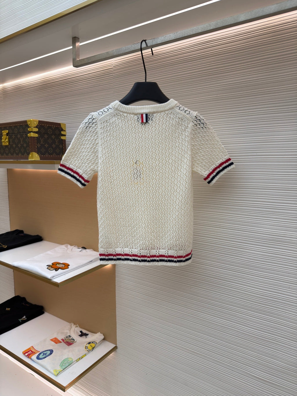 THOM 26S SHORT-SLEEVED KNIT TOP STYLE 156