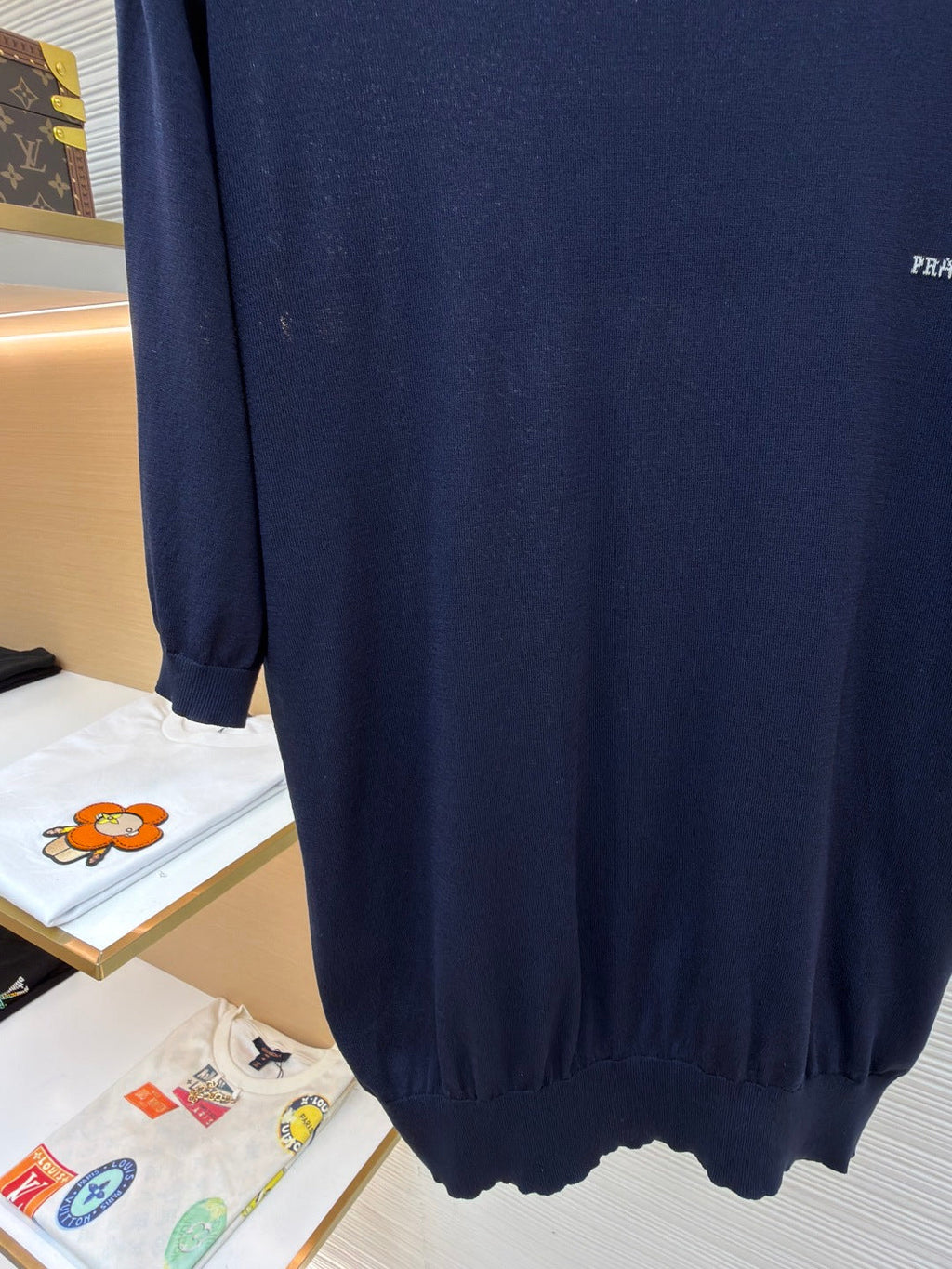 PRADA 26S SHORT-SLEEVED SWEATER STYLE 880