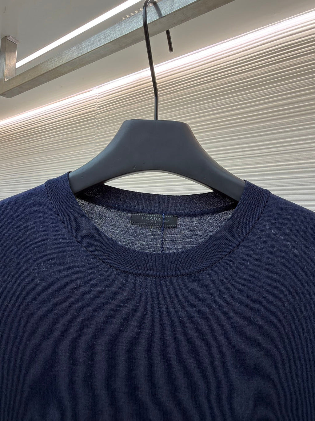 PRADA 26S SHORT-SLEEVED SWEATER STYLE 880