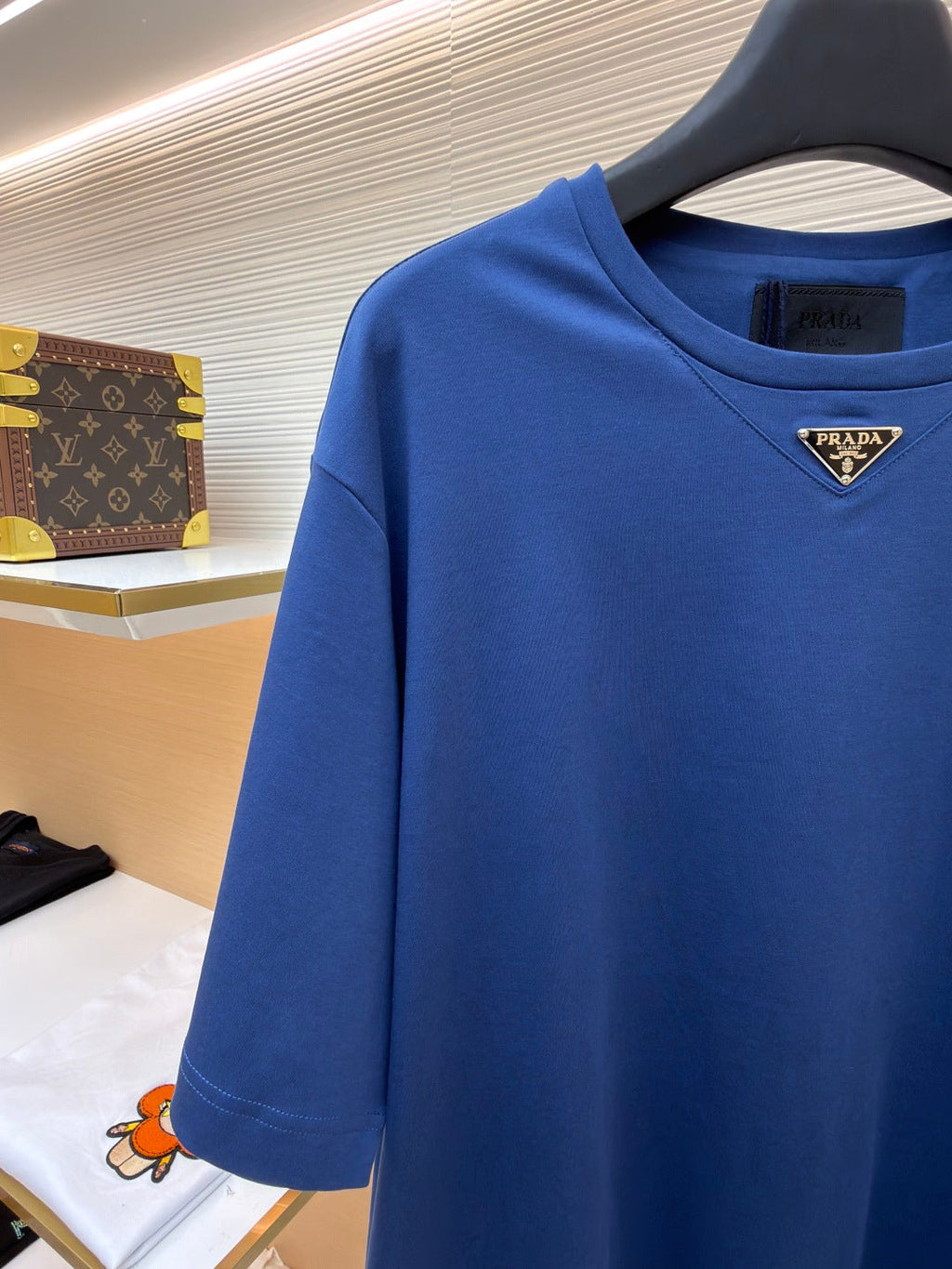 PRADA 26S T-SHIRT STYLE 876
