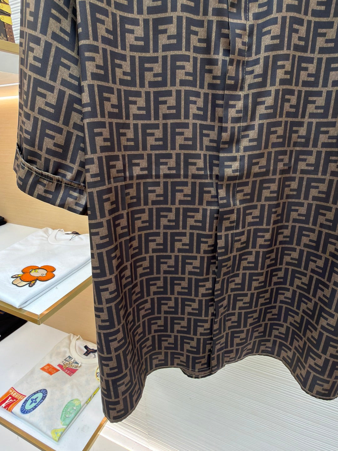 FENDI 26S SHORT SLEEVE SHIRT 024