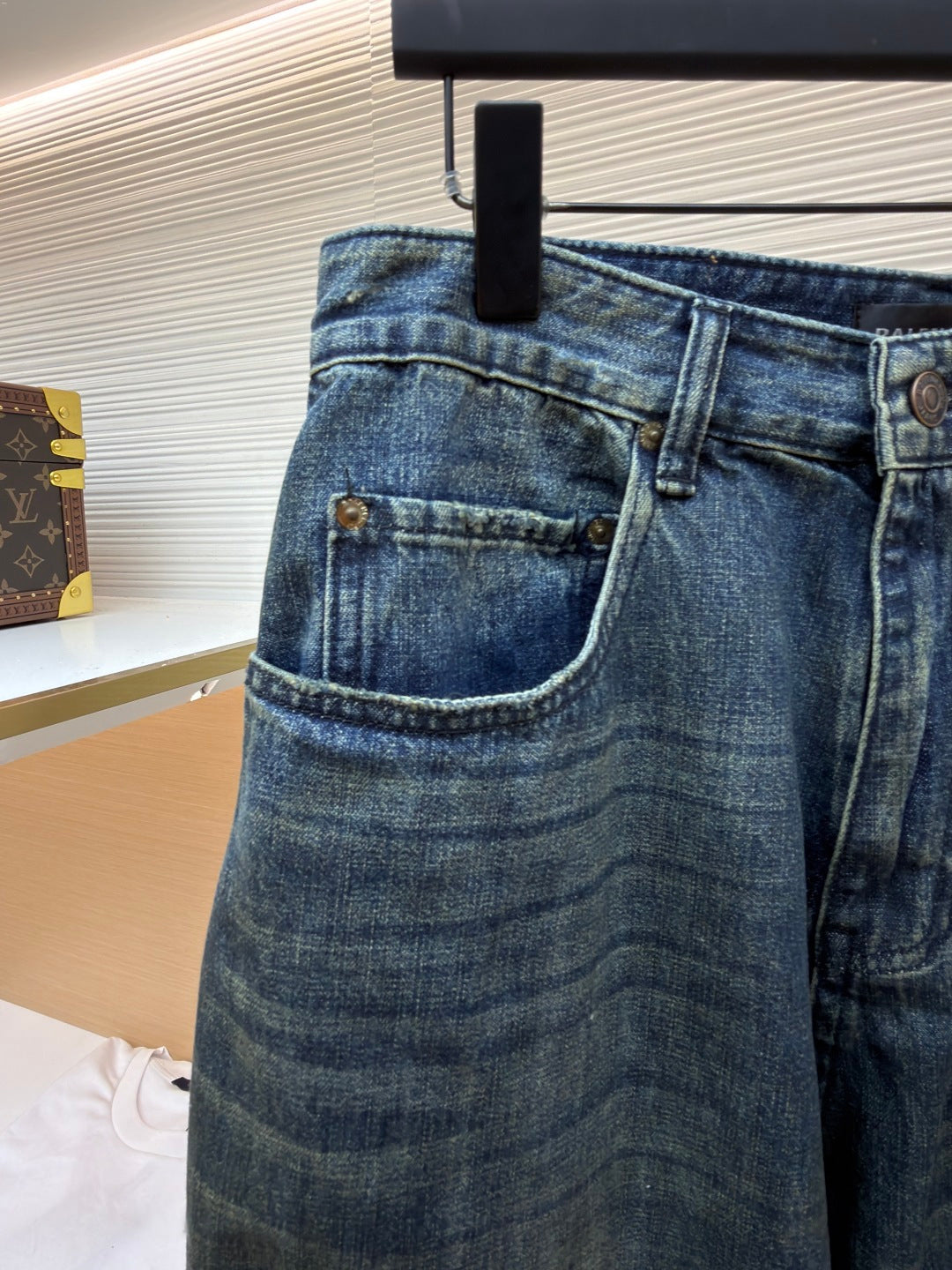 BALENCIAGA 26S DENIM JEANS 043
