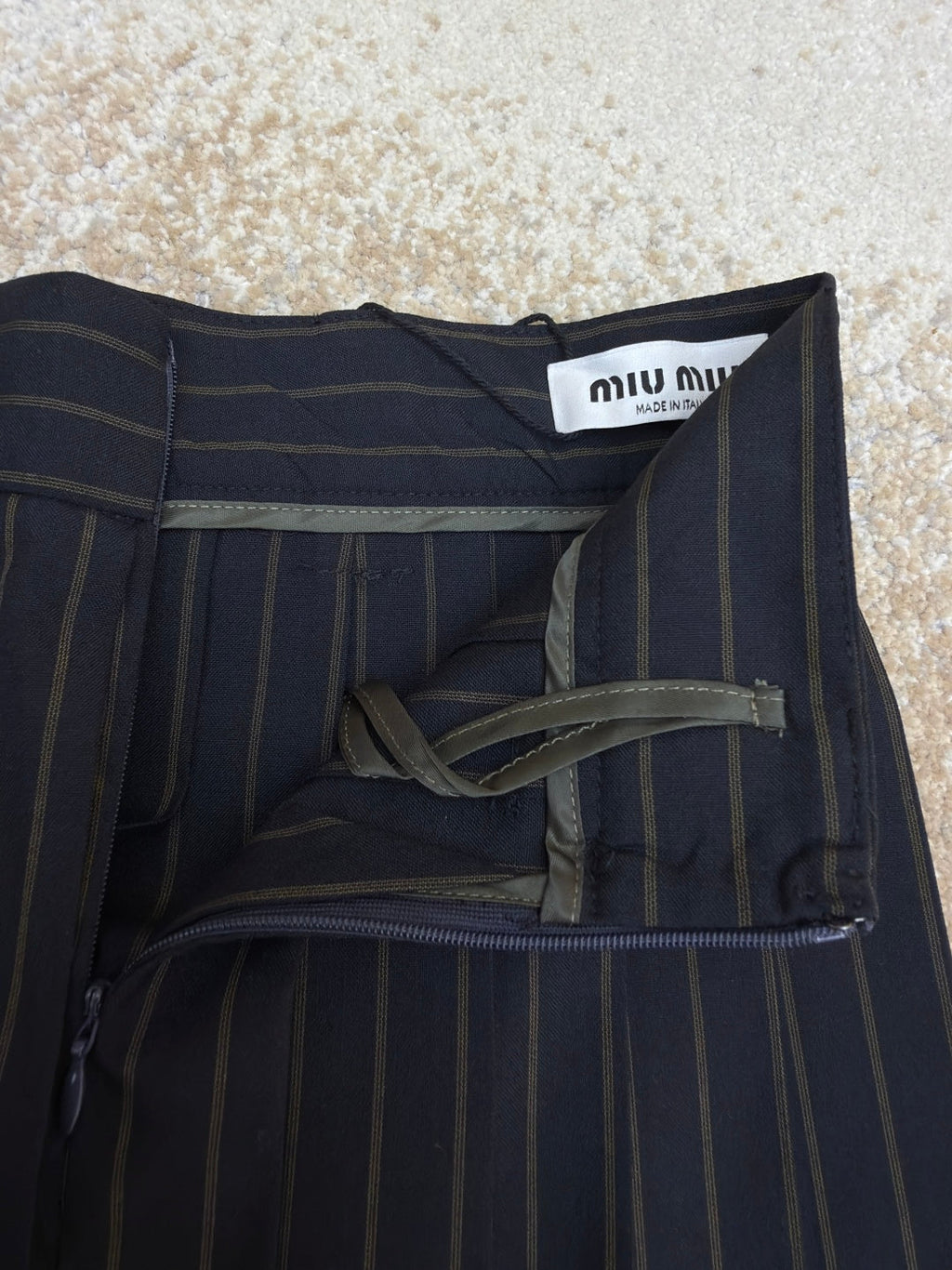 MIUMIU 26S PLEATED MINI SKIRT STYLE 1091