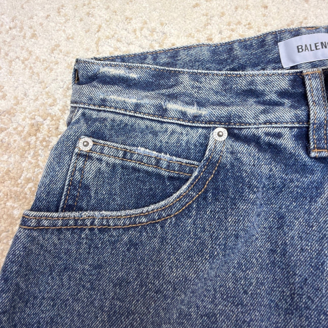 BALENCIAGA 26S DENIM SHORTS 017