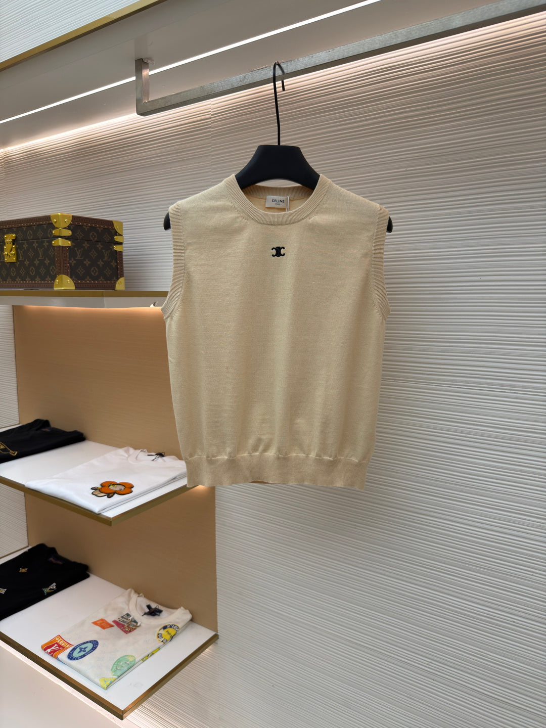CELINE 26S SLEEVELESS SWEATER 483
