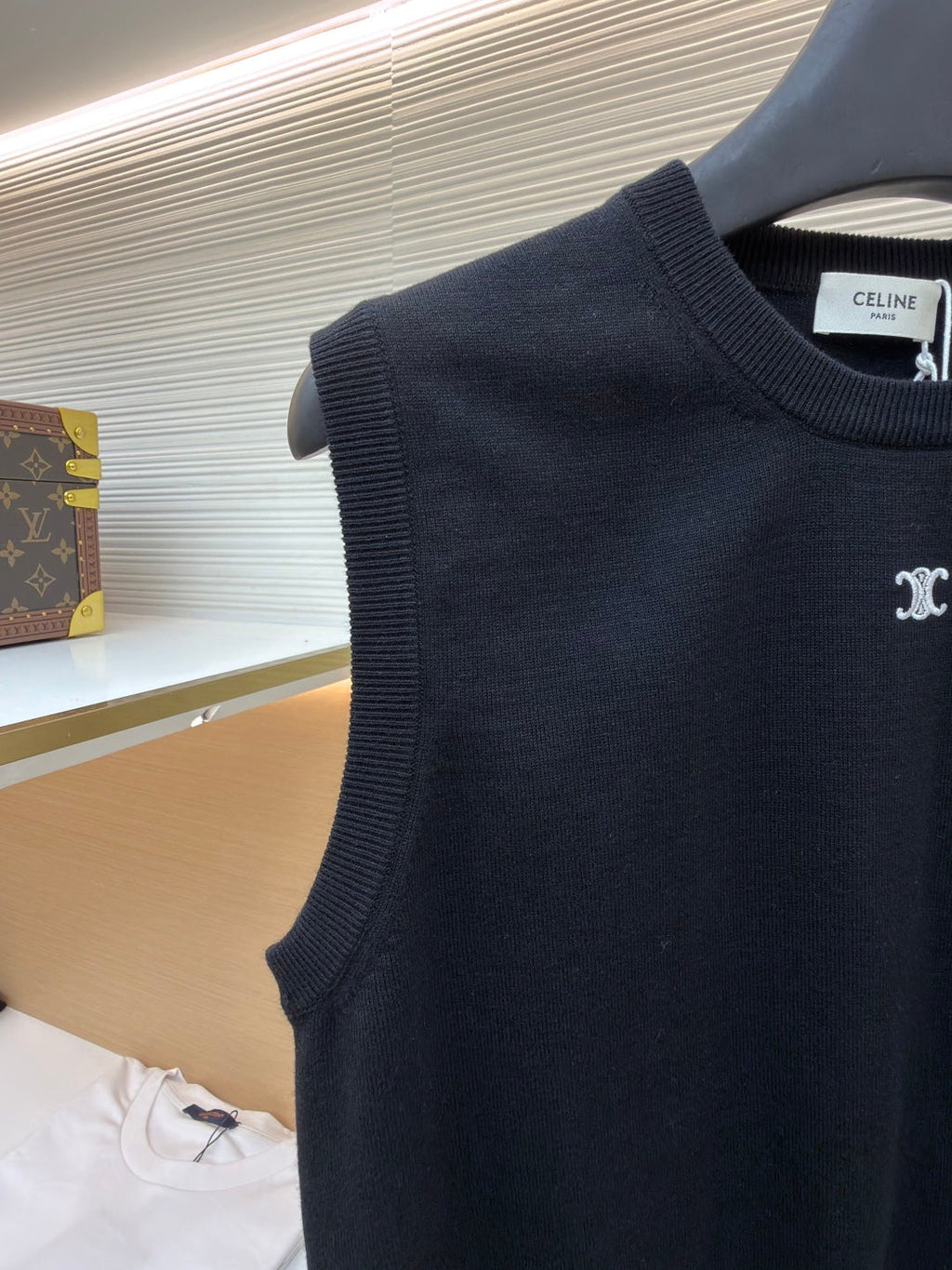 CELINE 26S SLEEVELESS SWEATER 482