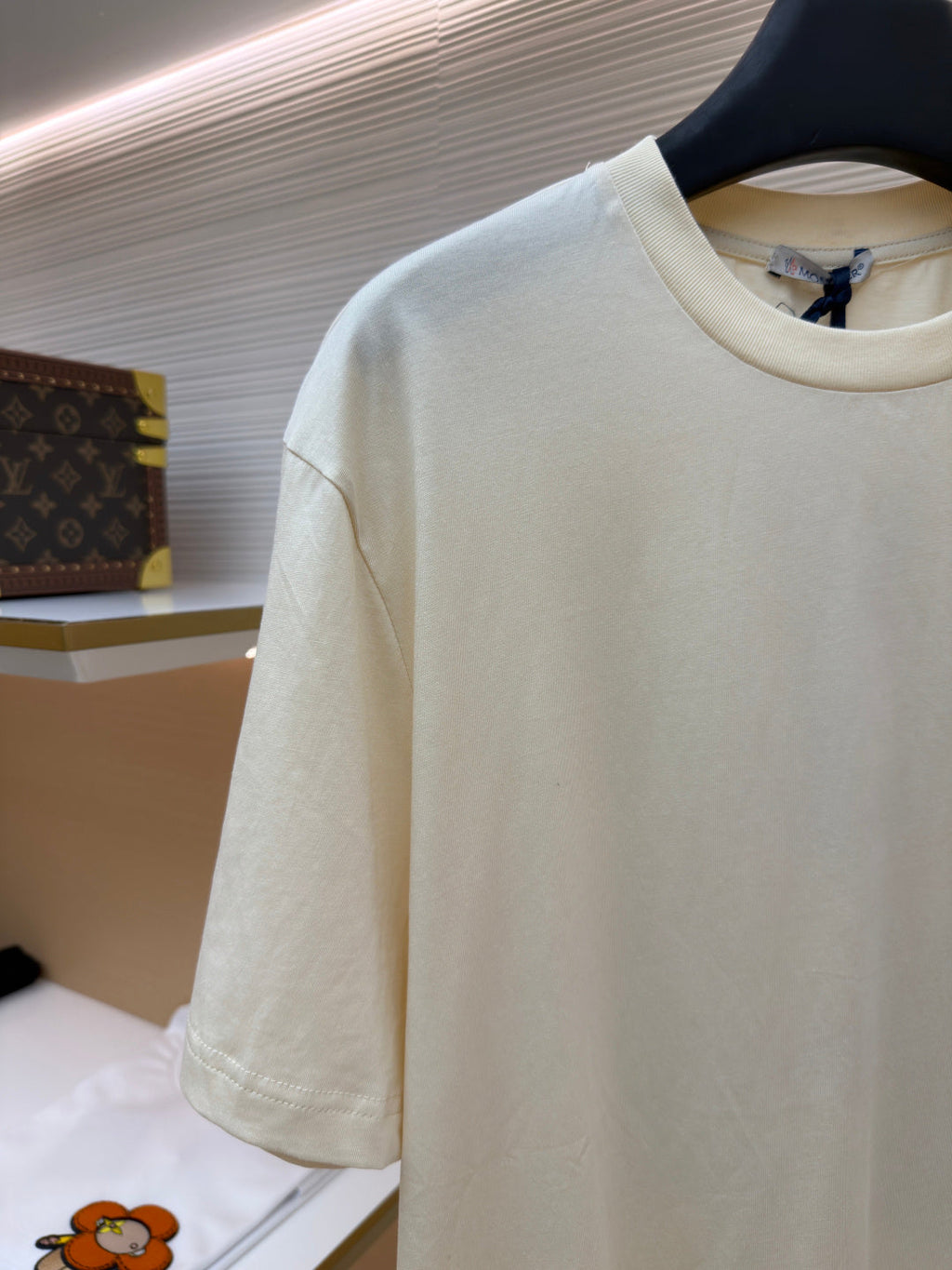 MONCLER 26S SHORT-SLEEVE T-SHIRT 684