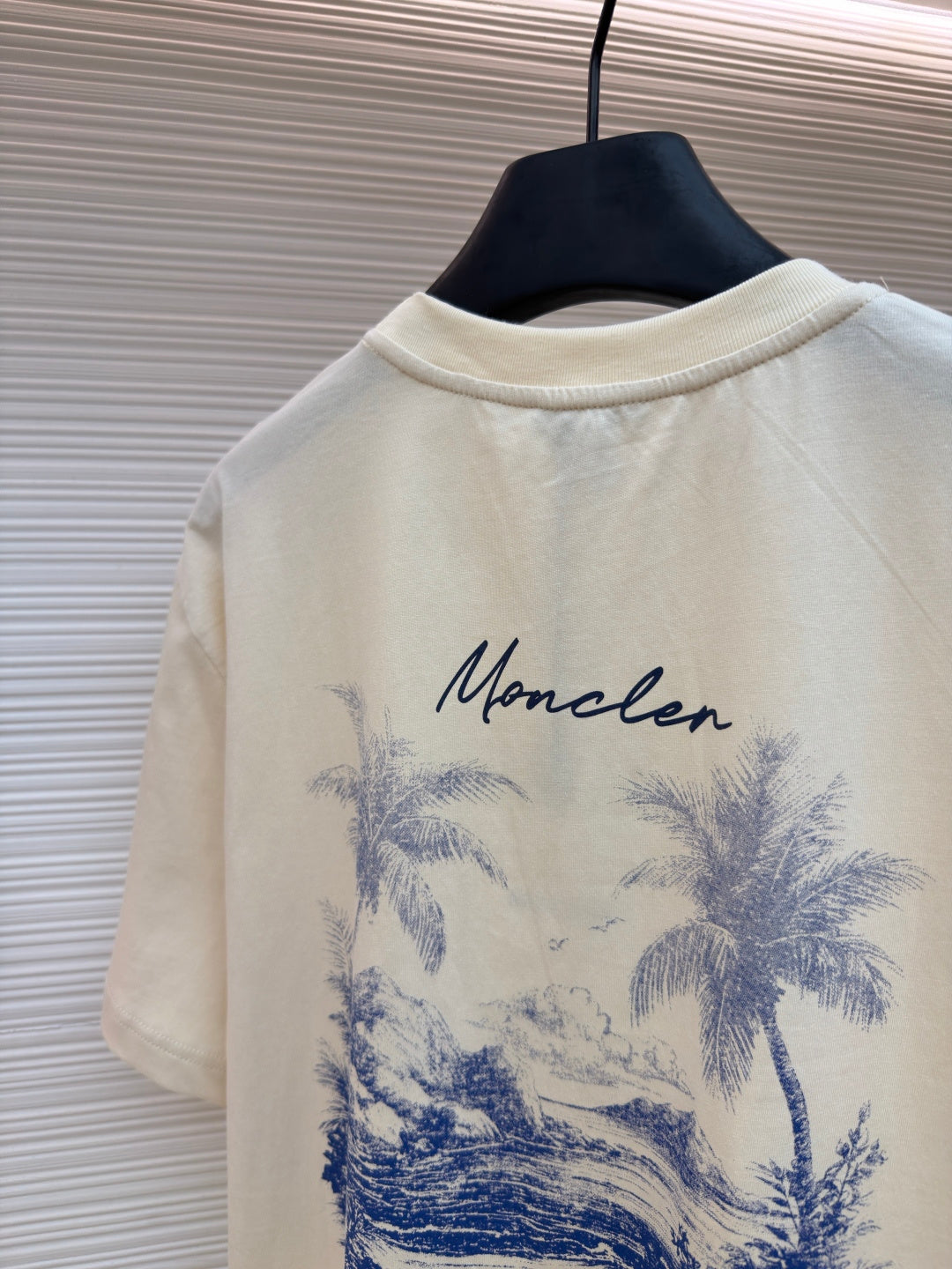 MONCLER 26S SHORT-SLEEVE T-SHIRT 684