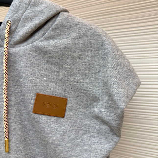 FENDI 26S SLEEVELESS HOODIE 270