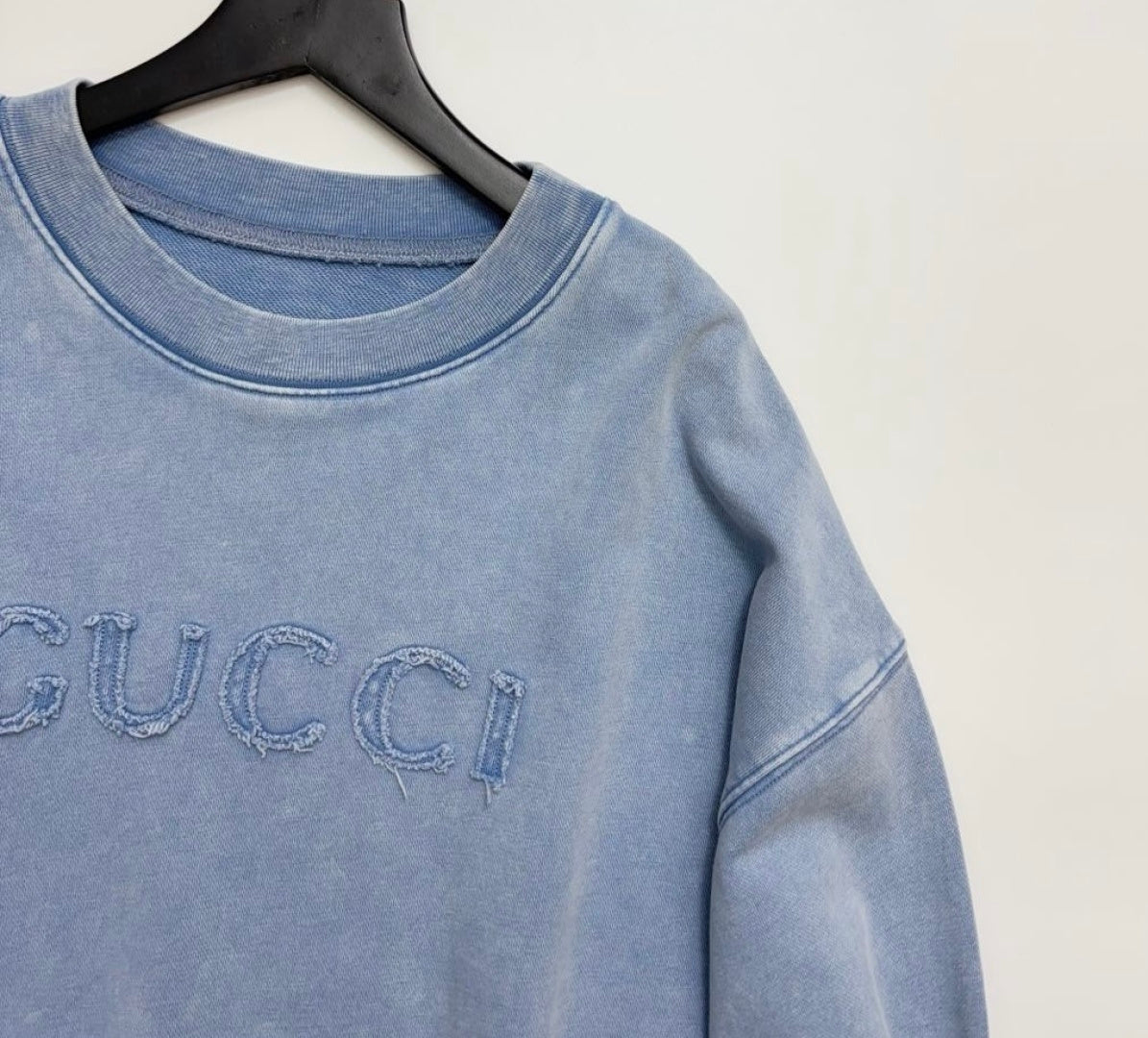 GUCCI 26S SWEATSHIRT AND SHORTS SET 188